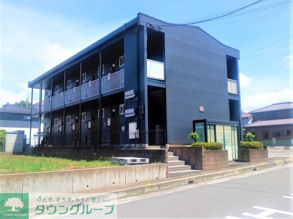 レオパレスmomoの物件外観写真